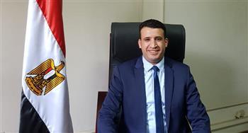 نائب رئيس لجنة الصناعة بجمعية رجال الأعمال المصريين  يشيد بدعم الرئيس السيسي للاستثمار 