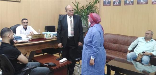 محافظ الدقهلية يوجه بصرف 20 ألف جنيه إعانة لأسرة التلميذة المتعدى عليها