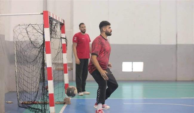 «رجال يد الأهلي» يتدرب على صالة الحمامات استعدادًا للترجي