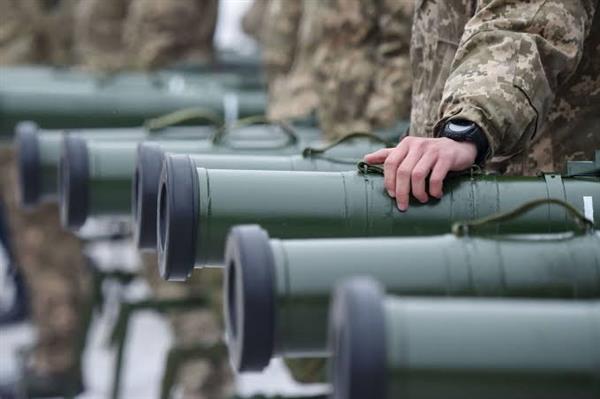 موسكو: إمدادات الأسلحة الأمريكية إلى كييف تدفع باتجاه اشتباك عسكري بين روسيا والناتو