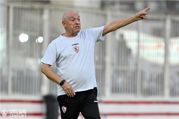 فيريرا يرفض عرضًا مغريًا للرحيل عن الزمالك 
