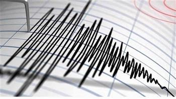 إصابة العشرات وتدمير مئات المباني في زلزال إيران