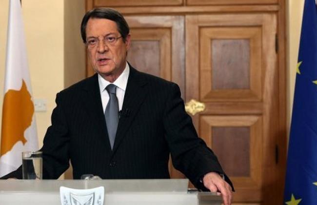 الرئيس القبرصي يتوجه إلى براج لحضور اجتماع المجموعة السياسية الأوروبية