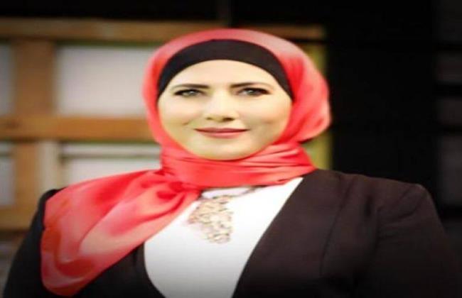 كل سنة والجميع بخير| نيفين منصور تهنئ المصريين بمولد النبي  