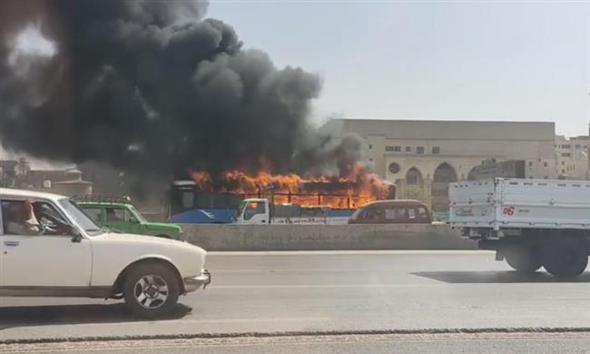 حريق أوتوبيس أعلى الطريق الدائرى بالوراق