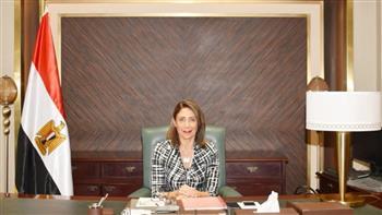 لليوم الثالث .. مسرح المواجهة والتجوال يواصل رسم البهجة والسرور على أَوْجُه الأطفال بزفتي 