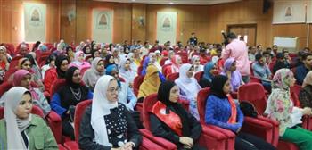   طلاب من أجل مصر بجامعة سوهاج تنظم لقاءا تعريفيا وتثقيفيا لطلاب كلية الآداب