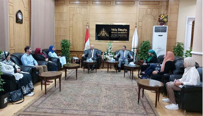 رئيس جامعة بنها يستقبل أعضاء لجنة مكافحة العدوى بالمجلس الأعلى للجامعات