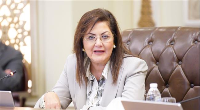 وزيرة التخطيط: الدولة أنفقت 400 مليار لتهيئة البنية التحتيه لجذب الاستثمارات 