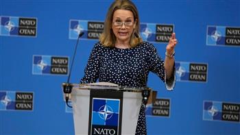   سفيرة أمريكا لدي الناتو: نأمل في بدء محادثات السلام بين أوكرانيا وروسيا 