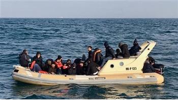   «الإندبندنت»: أكثر من 40 ألف مهاجر عبروا القنال الإنجليزي «بحر المانش» هذا العام