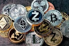 العملات الرقمية تعوض بعض خسائرها بعد إفلاس "FTX".. و"بيتكوين" قرب 17 ألف دولار