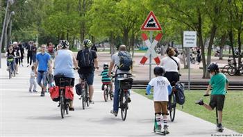   الدرّاجات في هولندا.. مواصلات الأغنياء والفقراء