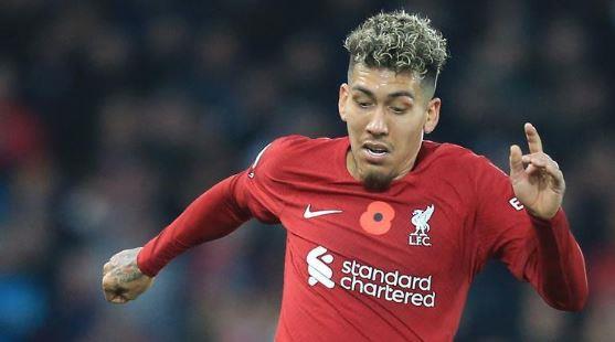 ليفربول يقترب من تجديد عقد فيرمينو