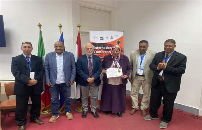 رئيس جامعة أسوان: يشيد بمشاركة وفد كلية الأثار والأداب بالمؤتمر الدولي لعلوم المصريات