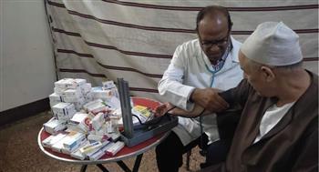 صحة البحيرة: الكشف على 210 مواطن بمختلف التخصصات الطبية 