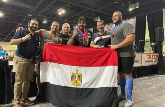 المصري مينا عبيد أقوى رجل في العالم يتحدى الجميع في بطولة مستر أولمبيا ٢٠٢٢