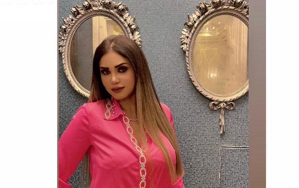الحب كله .. إيناس عز الدين تحتفل بعيد ميلادها وسط أجواء رومانسية مبهجة 