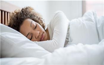   زيوت عطرية لتحسين جودة النوم