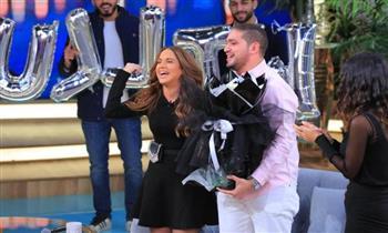 بعد خطوبتها داخل الاستوديو.. أول تعليق للفنانة رنا رئيس  