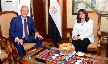   وزيرة الهجرة تشارك في لقاء المجلس المصري البريطاني