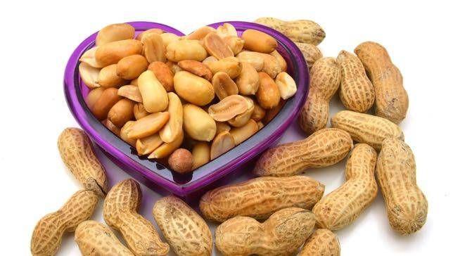 4 فوائد صحية للفول السودانى ..تعرف عليها 