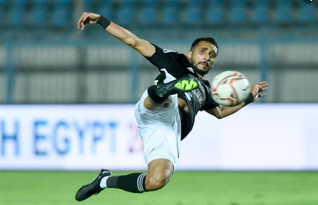 الأهلي يعبر كمين الداخلية برباعية ويتصدر الدوري الممتاز 