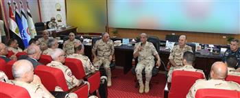    وزير الدفاع يشهد المرحلة الرئيسية لمشروع مراكز القيادة التعبوى "صمود - 2" 