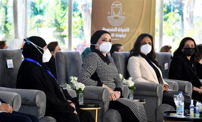 دراسة: "المرأة المصرية" أصبحت رقما صحيحا فى معادلة الجمهورية 