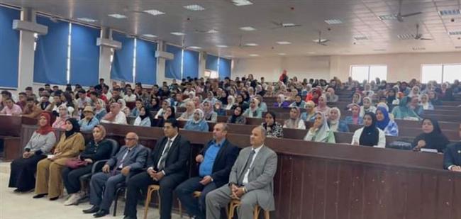 التغيرات المناخية تأثيراتها وسبل المواجهة.. ندوة موسعة بآداب القناة