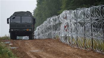   بولندا تشيد حاجزاً على حدودها مع جيب كالينيجراد الروسى