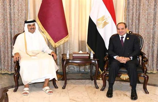 بحضور الرئيس السيسي.. أمير قطر يفتتح كأس العالم "فيفا- قطر 2022"