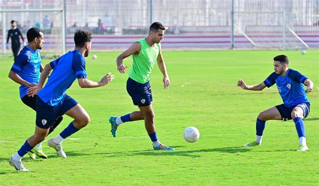 تقسيمة قوية بين لاعبي الزمالك