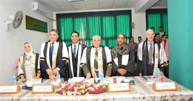 جامعة أسيوط تشيد بالأبحاث العلمية
