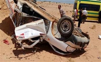   مصرع وإصابة 15 شخصا إثر انقلاب سيارة بالصحراوي الغربي بالمنيا