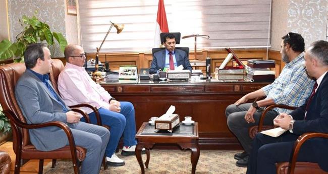 وزير الرياضة يبحث استعدادات استضافة مصر بطولة الأندية العربية للكرة الطائرة 
