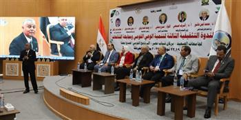 ختام الدورة التثقيفية الثالثة لتنمية الوعى القومي ومجابهة الشائعات لشباب جامعات الصعيد