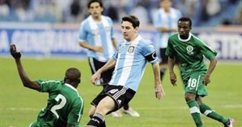 ميسي يسجل أول أهداف الأرجنتين في مرمي السعودية بكأس العالم من ضربة جزاء