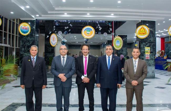 رئيس جامعة طنطا يستقبل نواب جامعات تكامل وسط الدلتا لشئون خدمة المجتمع وتنمية البيئة