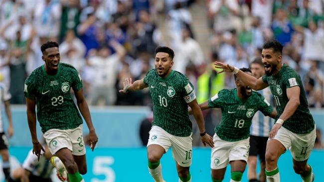 صحفي سعودي يكشف ما قبل  مباراة السعودية والارجنتين والفوز التاريخي