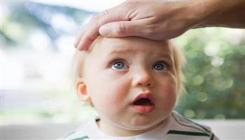 أعراض ارتجاع المخ عند الأطفال