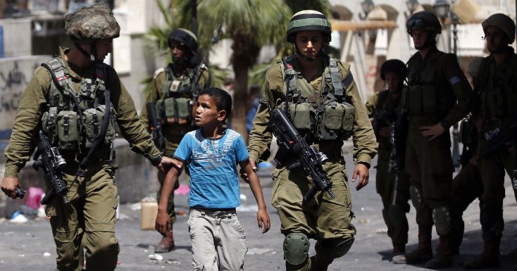 صحيفة عمانية تدعو المجتمع الدولي إلى التحرك الفوري لحماية أطفال فلسطين