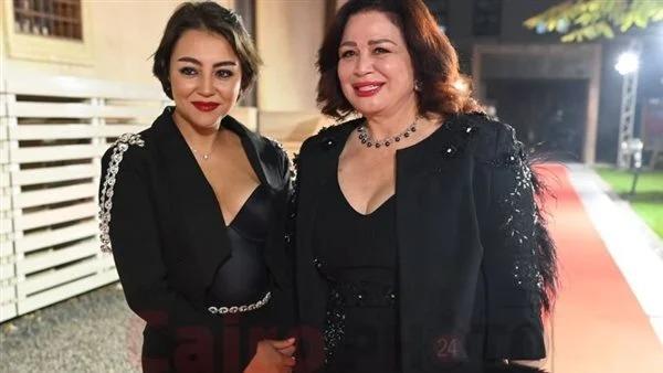 شاهد.. تعليق إلهام شاهين على فوز «صاحبتي» بأفضل فيلم قصير