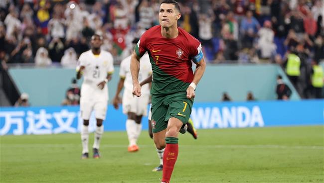 كريستيانو رونالدو يتوج بجائزة أفضل لاعب في مباراة البرتغال وغانا بكأس العالم