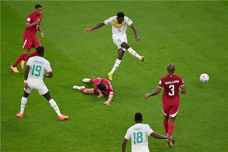 كأس العالم 2022.. السنغال تفوز على قطر بثلاثية