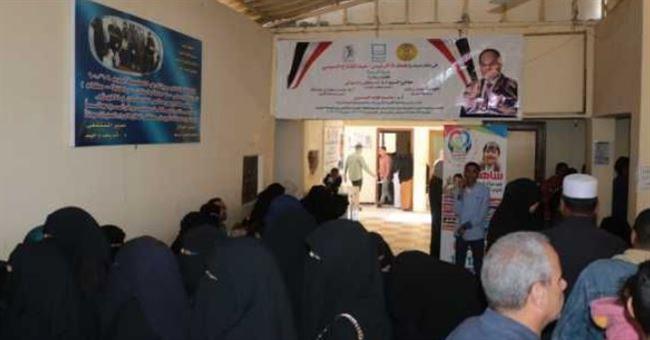 الكشف على 2380 مواطنا ضمن قافلة طبية بالجيزة 