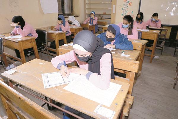 عودة التعبير والأسئلة المقالية.. تفاصيل شكل امتحانات الثانوية العامة 2022
