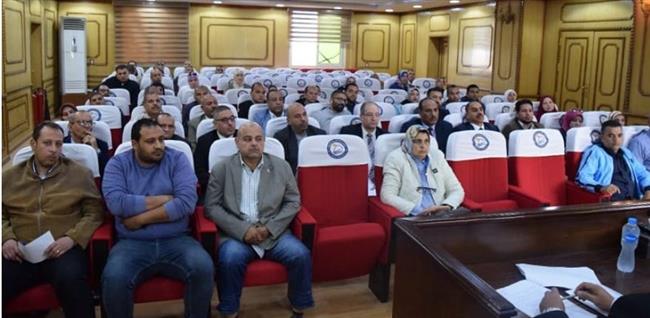 رئيس جامعة بني سويف: نقف على مسافة واحدة من جميع المرشحين لانتخابات الاتحادات الطلابية