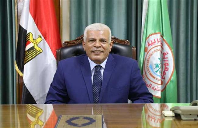 نقيب الزراعيين يكشف الهدف من إنشاء البورصة السلعية