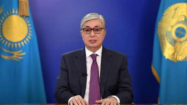 رئيس كازاخستان يصل موسكو في زيارة رسمية للاجتماع مع بوتين